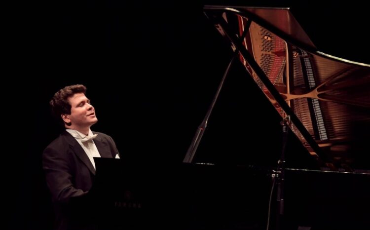 Russian Pianist Denis Matsuev to perform for HRH Princess Sirivannavari’s Birthday - TRAVELINDEX